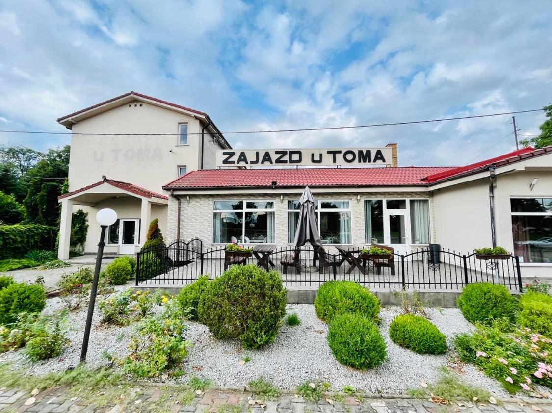 Zajazd U Toma Rosin Exterior foto